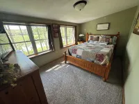 Private Meramec River Frontage!! Cozy Cabin with River Views and Access!! - Chalets