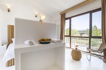 777 Alaçatı Adults Only