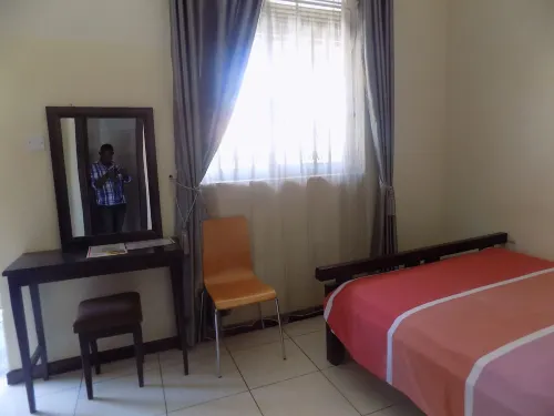 Etana Motel Kampala - Motels