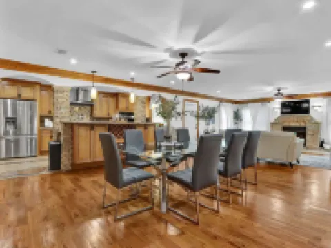 Tuscan Dreams Message Now for Summer Special Hotels in Brookhaven