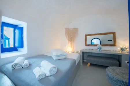 Blu Blanco Cave House by Blu Bianco Vacation Rentals Отели рядом с достопримечательностью «Скала Скарос»