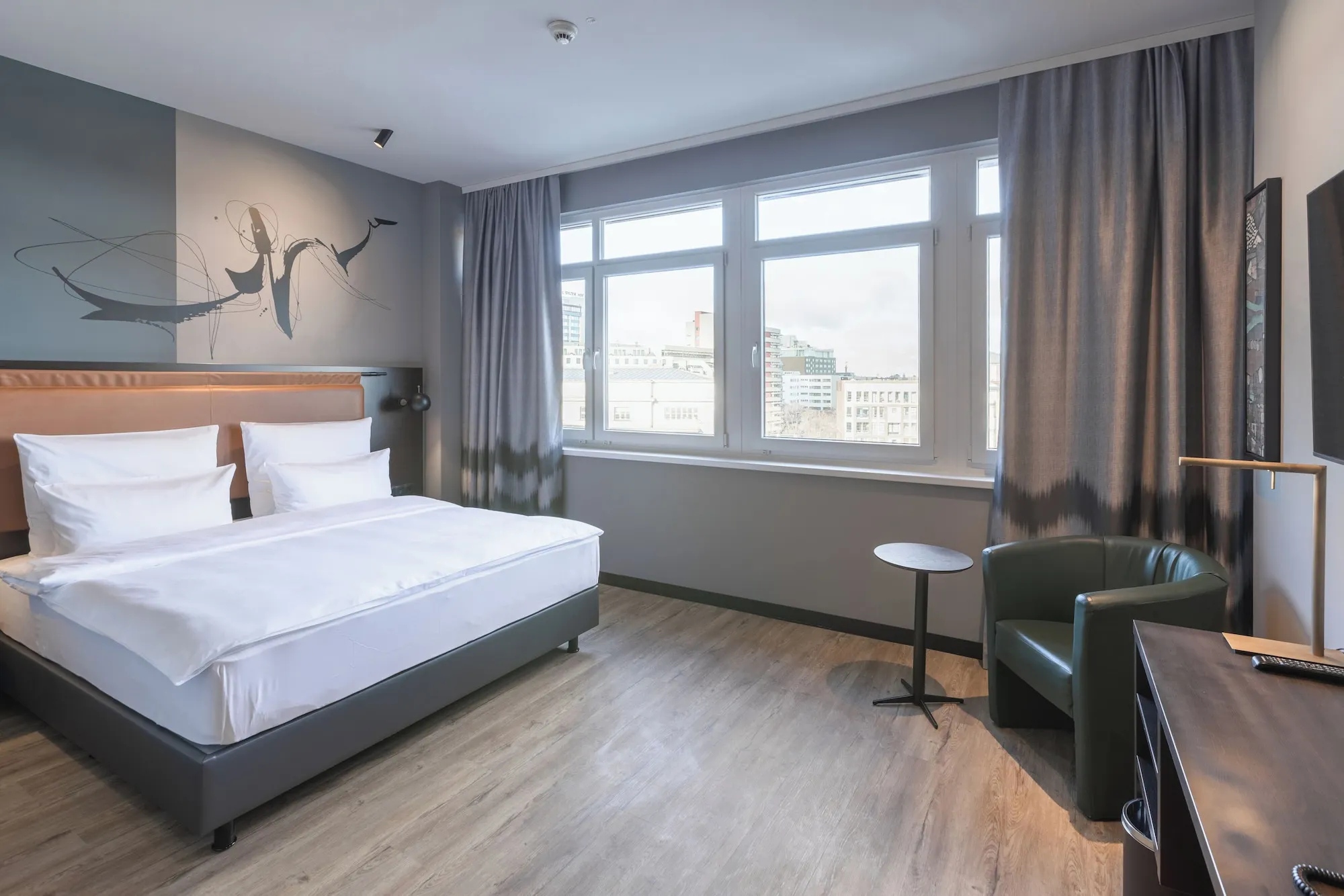 TITANIC Comfort Kurfürstendamm Zimmer Photos