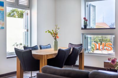 Other ??Sunshine?? Magnificently Bright 2BR Top City Centre Townhouse Photo