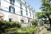 Casa Enzina Hotel in zona Vallone dei Mulini
