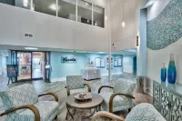 The Scallop by Brightwild-Beachfront Condo