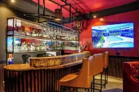 Avian Court Hotel - bar
