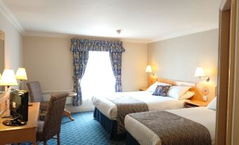 The Queens Hotel