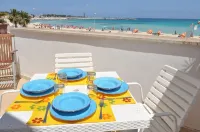 Appartamento Coryna Sul Mare - Condos