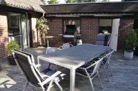 Flygarevägen Hotels near Ljungskogens och Ljunghusens strandbad