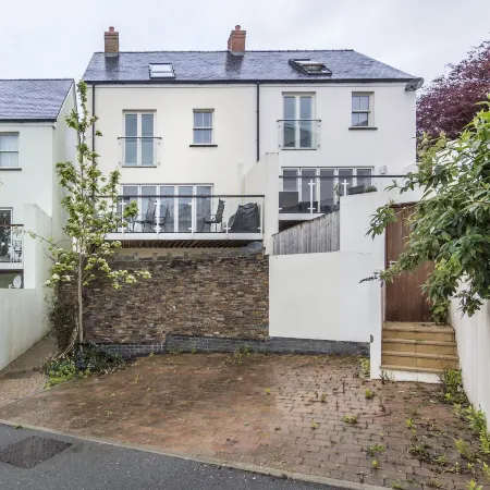 Milford Street - 5 Bed - Saundersfoot