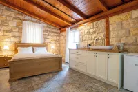 Via Maria Boutique Suites - شرفة
