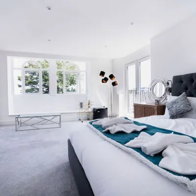 Woodman Pub Hotels near Tooting