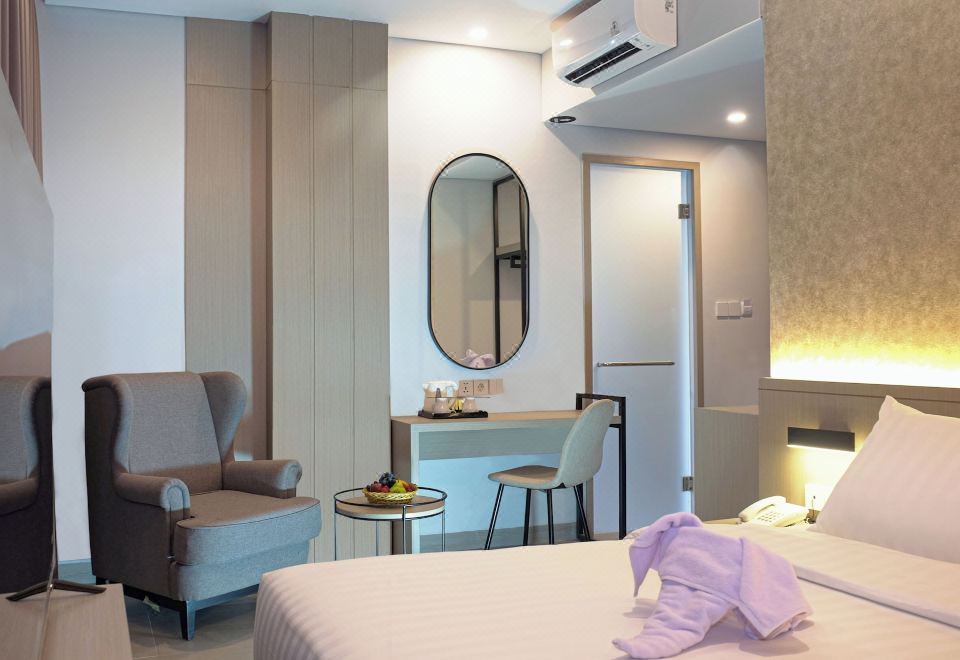 프론트 원 부티크 호텔