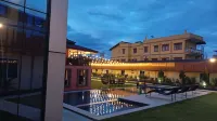 Nepalirika Hotel Damak - Pools