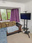 Beautiful 1-Bed Apartment in Croydon-Free Parking Hotels in Croydon