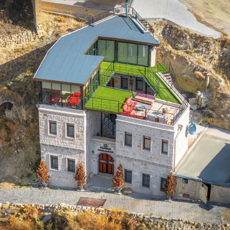 Belenus Cave House