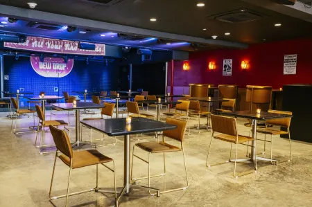 Dew Drop Inn Отели рядом с достопримечательностью «Библиотека Джефферсон Пэриш Лайбрари - Бель Терр»