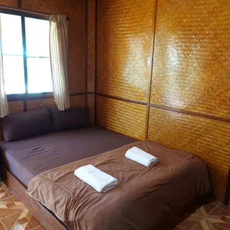 Green Cottage Beach Resort Отели рядом с достопримечательностью «Бан Банг Бао»