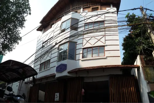 YK Art House & Bong Bonlai Vegan