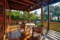 Aqua Marina Beach Cottages Hotels in Calangute