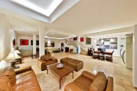 Gardenia Hotel