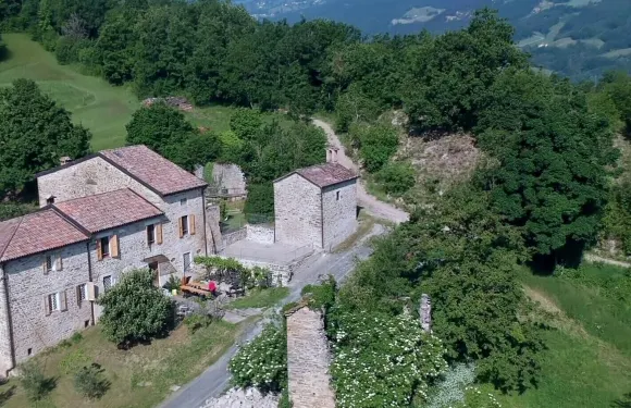 薩克雷特雷客房早餐酒店