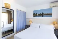 아카시아스 아파르타멘토스 살로우