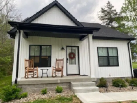 New Charming 2-bedroom house in enjoyable New Haven, 6 Miles from Bardstown!