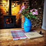 Charming Georgian flint cottage