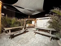 Siesta Key Cottage – Best Value! Just Cross the Street to the Gulf!
