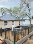 Salmon Bench Home w/ hot tub