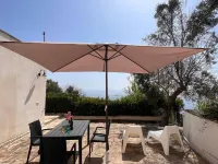 House overlooking the bay - Seaview