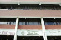 Hotel Park Inn Hotel in zona Pracheen Kala Kendra