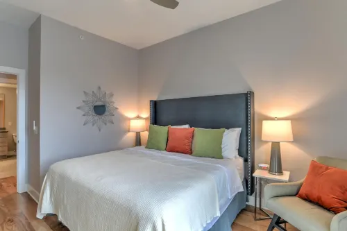 Balcony and Secured Access - Cozy Modern Haven