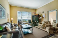 Reflections at Bay Point 610