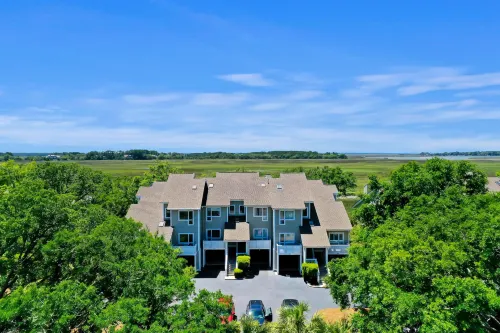 Stunning Marsh Views and Luxurious Amenities - Exquisite Coastal Retreat