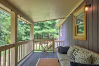 Wooded Privacy and Spacious Gathering Areas - Charming Mountain Retreat