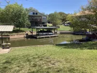 Dog-friendly home w/ a furnished patio, free WiFi, & central A/C- near cove Hotels in Buchanan Dam