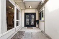 Private Patio and Alfresco Dining Experience - Charming Coastal Retreat