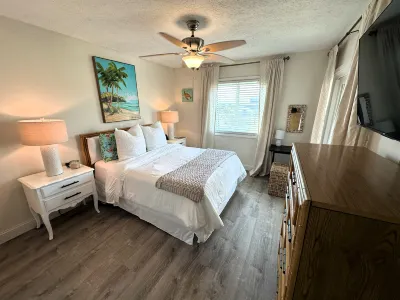 Private Deck and Community Pool Retreat - Stunning Ocean View