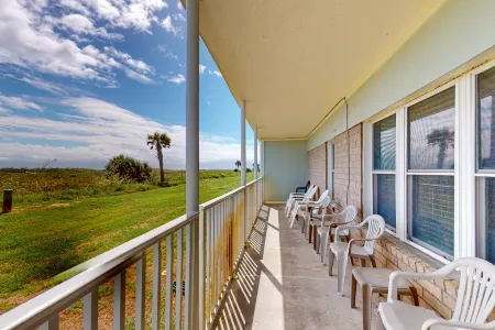 Walk to Sandfest,  Shared Pools, Boardwalk to the Beach Отели рядом с достопримечательностью «Fly It Port ' A»