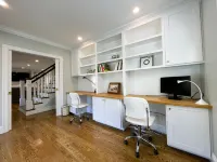 Charming Retreat with Outdoor Shower and Basketball Court - Spacious Oasis 하리치 포트 호텔