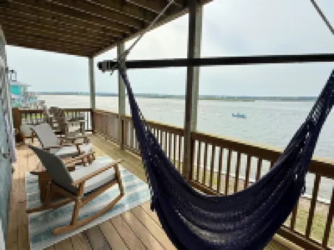 Best Views on the Island! Oceanfront, Sunsets, Boat Dock, Elevator, Pool, Fish! Hotels in Topsail