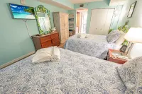 Oceanfront Views and Large Pool - Inviting Coastal Retreat Seaboard Commons附近的飯店