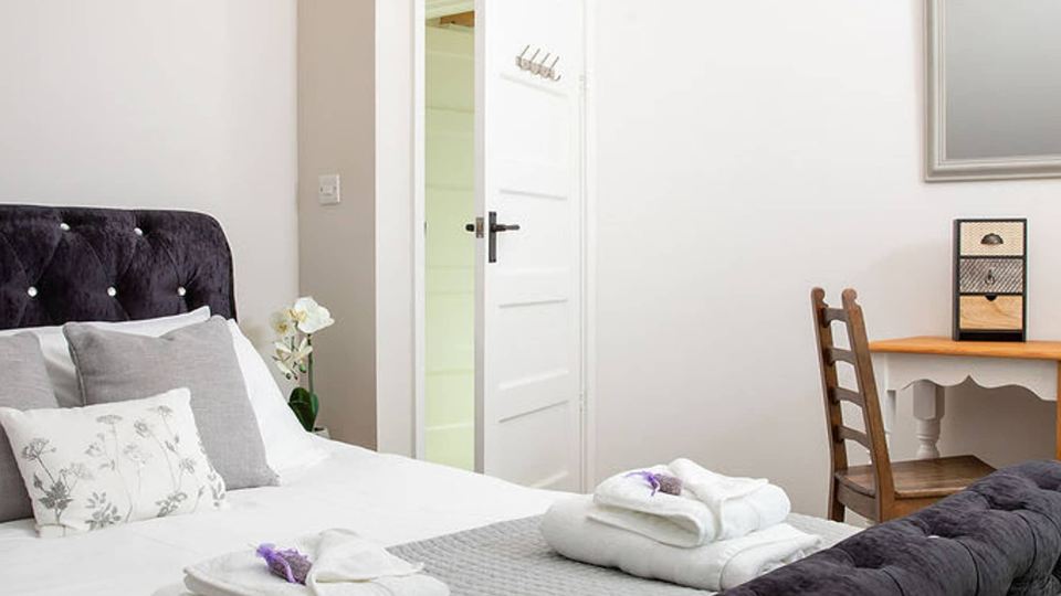 Lux Countryside Haven Mins to Beach Garden