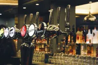 The Kings Arms - Quầy bar