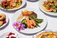 Merrils Beach Resort II - breakfast