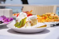 Merrils Beach Resort II - breakfast