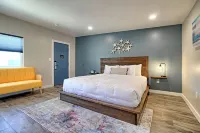 White Caps Motel Hotels in Ventura