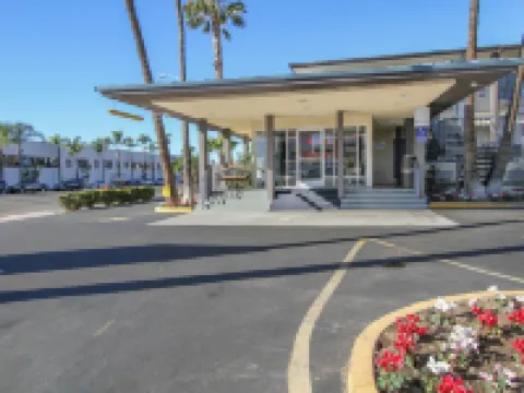 Motel 6 San Diego, CA - Airport - Harbor Hotels near Santa Fe Depot